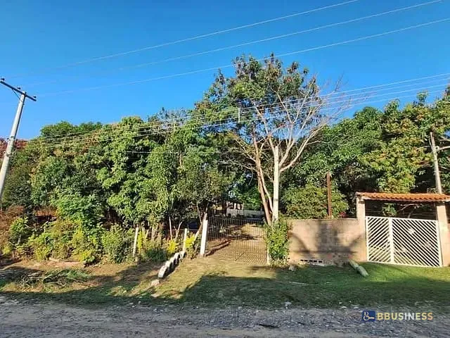 Chácara 2 quartos e 1 banheiro, à venda, no bairro Chácaras São Francisco do Aeroporto em Campinas