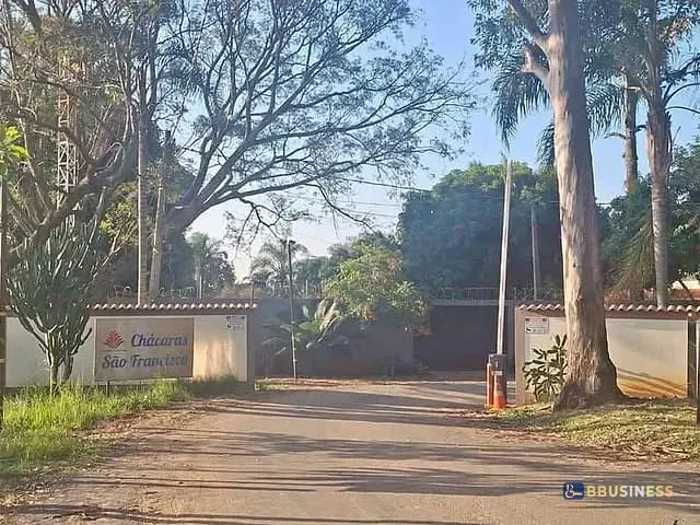 Chácara 2 quartos e 1 banheiro, à venda, no bairro Chácaras São Francisco do Aeroporto em Campinas