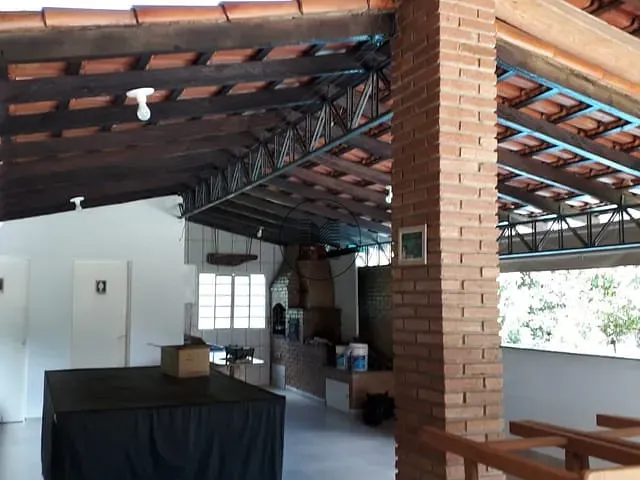 Chácara com 3000m² 3 quartos e 4 banheiros, à venda, no bairro Bom Jardim I em Guaratinguetá