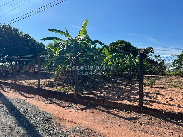 Chácara com 2200m² 1 quarto e 1 banheiro, à venda, no bairro Jardim Camanducaia em Holambra