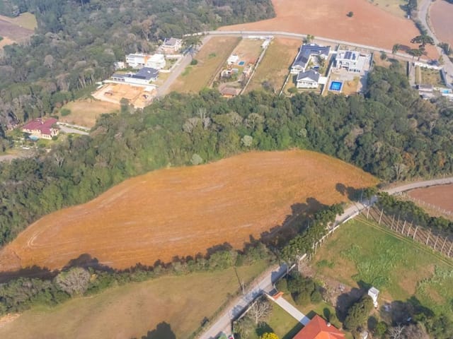 Chácara com 37065m², à venda, no bairro Jardim Carmela em Campo Largo