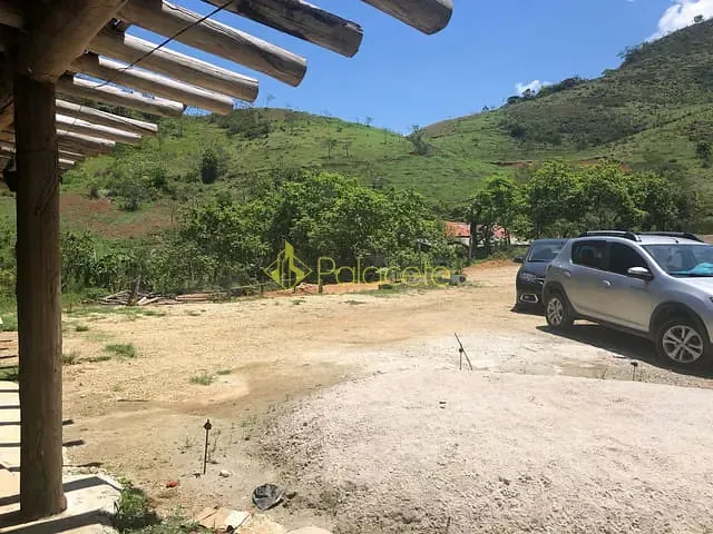Chácara com 216000m² 1 quarto e 1 banheiro, à venda, no bairro Pinga em Pindamonhangaba