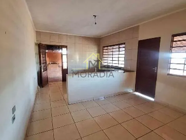 Chácara com 1200m² 3 quartos e 1 banheiro, à venda, no bairro Chácaras Bom Jardim em Guaxupé