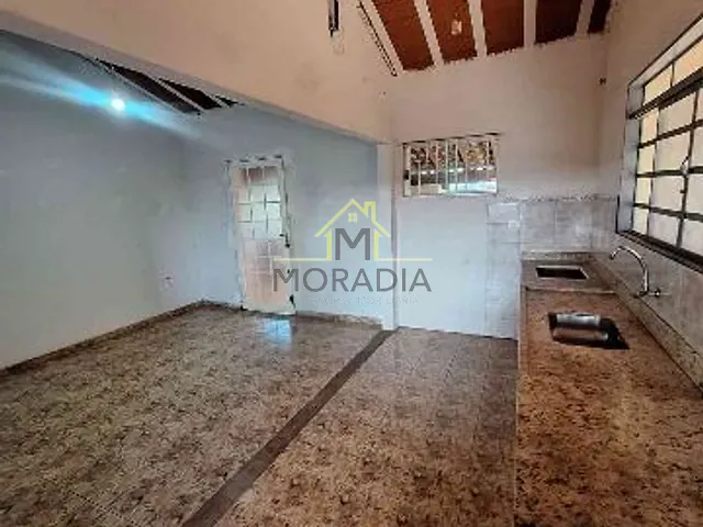 Chácara com 1200m² 3 quartos e 1 banheiro, à venda, no bairro Chácaras Bom Jardim em Guaxupé