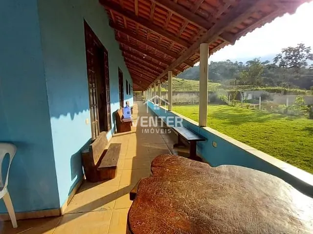 Chácara com 3000m² 6 quartos e 4 banheiros, à venda, no bairro Pedra Branca em Monteiro Lobato