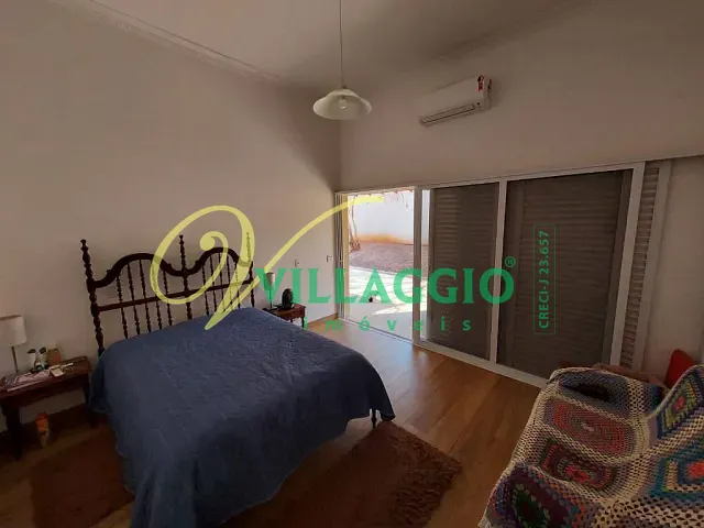 Chácara com 1500m² 3 quartos e 6 banheiros, à venda, no bairro Monte Carlo em Guapiaçu