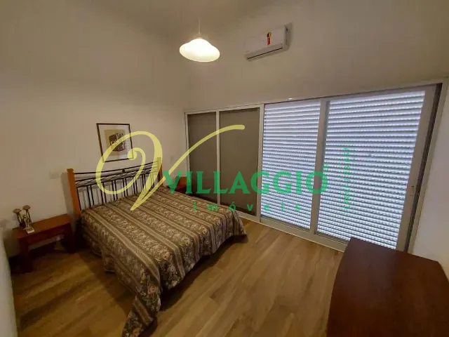 Chácara com 1500m² 3 quartos e 6 banheiros, à venda, no bairro Monte Carlo em Guapiaçu