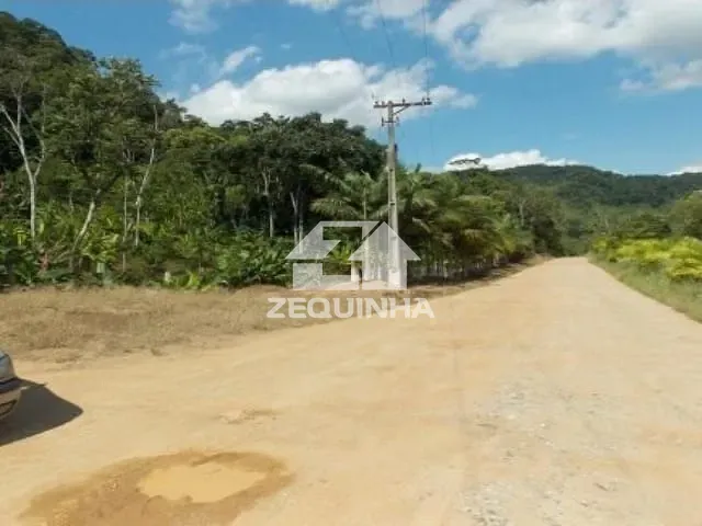 Chácara com 250000m², à venda, no bairro Cachoeirinha em Juquia