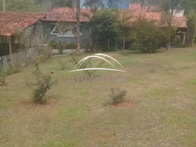 Chácara 2 quartos e 1 banheiro, à venda, no bairro Figueira em Ibiúna