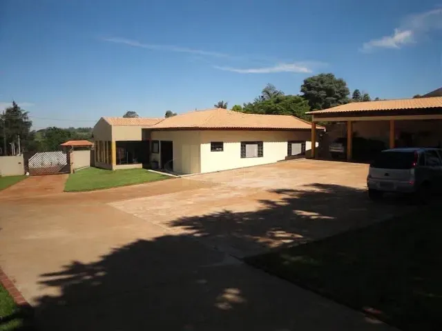 Chácara com 2450m² 4 quartos e 4 banheiros, à venda, no bairro Recanto Estoril em Apucarana