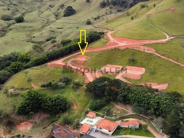 Chácara com 1840m², à venda, no bairro Ilha em Maria da Fé