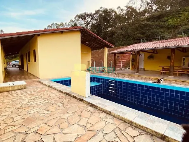 Chácara com 24000m² 3 quartos e 3 banheiros, à venda, no bairro Zona Rural em Monteiro Lobato