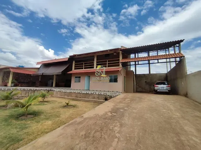 Chácara com 1500m² 4 quartos e 4 banheiros, à venda, no bairro Residencial Aurora das Mansões em Senador Canedo