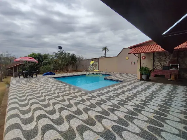 Chácara com 1500m² 4 quartos e 4 banheiros, à venda, no bairro Residencial Aurora das Mansões em Senador Canedo