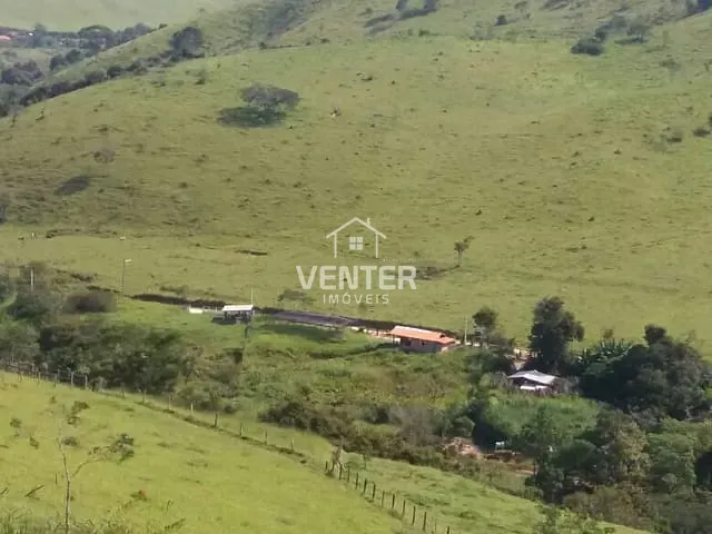 Chácara 2 quartos e 2 banheiros, à venda, no bairro Ribeirão das Almas em Taubaté