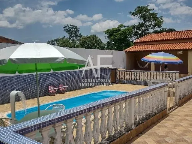 Chácara com 1000m² 2 quartos e 1 banheiro, à venda, no bairro Parque Senhor do Bonfim em Taubaté