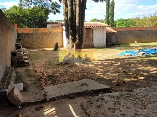 Chácara com 1356m² 3 quartos e 2 banheiros, à venda, no bairro Bosque das Palmeiras em Campinas