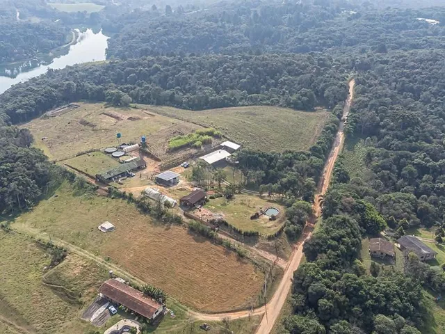 Sítio à venda, no bairro Vila David Antônio em Campo Largo