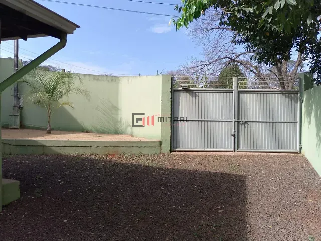 Chácara com 500m² 2 quartos e 1 banheiro, à venda, no bairro Gleba Lindóia em Londrina