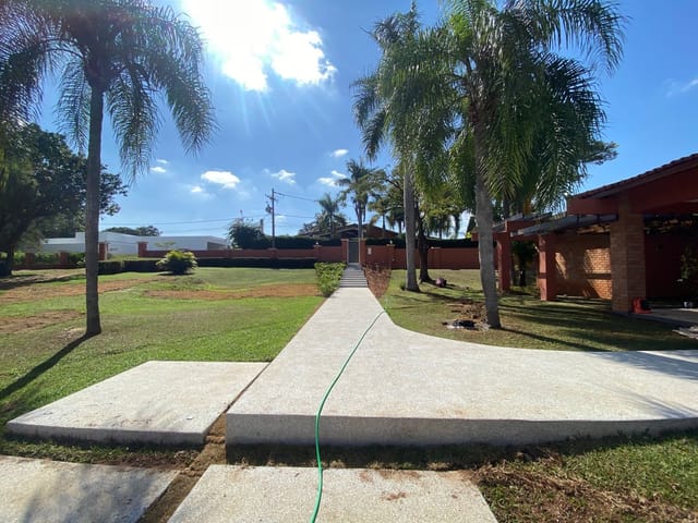 Chácara com 5400m² 4 quartos e 6 banheiros, à venda ou para alugar, no bairro Chácaras Residenciais Santa Maria em Votorantim