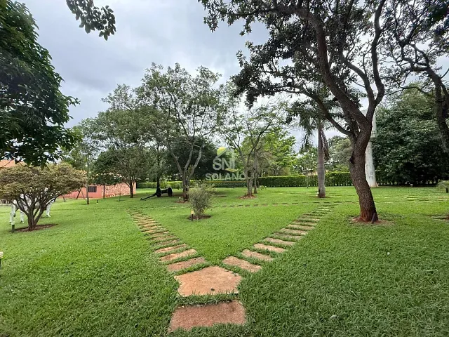 Chácara com 11000m² 4 quartos e 5 banheiros, à venda, no bairro Área Rural de Senador Canedo em Senador Canedo