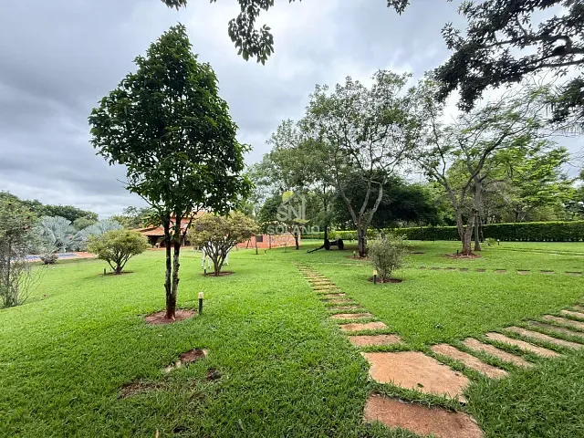Chácara com 11000m² 4 quartos e 5 banheiros, à venda, no bairro Área Rural de Senador Canedo em Senador Canedo