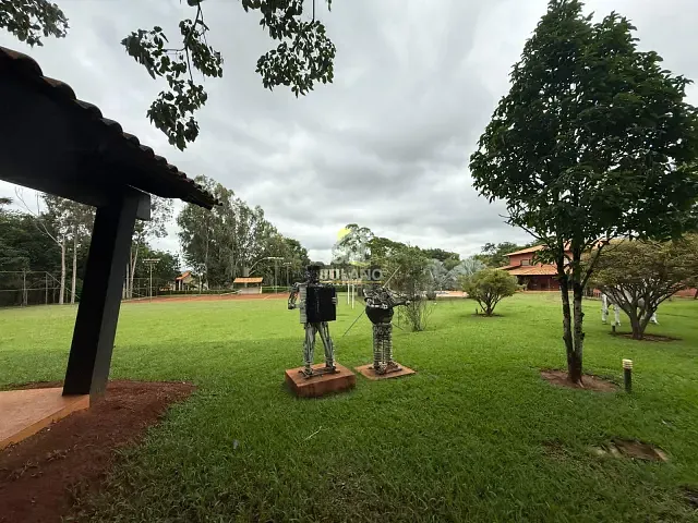 Chácara com 11000m² 4 quartos e 5 banheiros, à venda, no bairro Área Rural de Senador Canedo em Senador Canedo