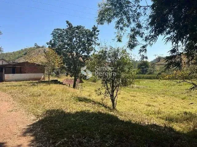 Chácara com 8800m² 2 quartos e 2 banheiros, à venda, no bairro Chapéu D'Uvas em Juiz de Fora