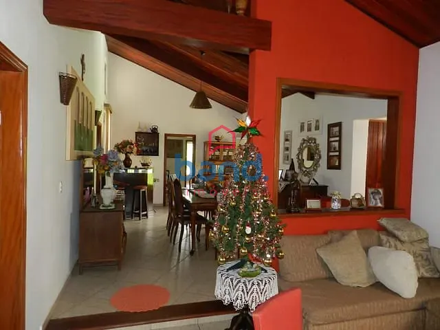 Chácara com 3300m² 3 quartos e 2 banheiros, à venda, no bairro Vila América em Porto Feliz