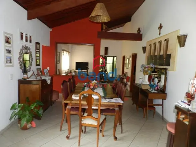 Chácara com 3300m² 3 quartos e 2 banheiros, à venda, no bairro Vila América em Porto Feliz