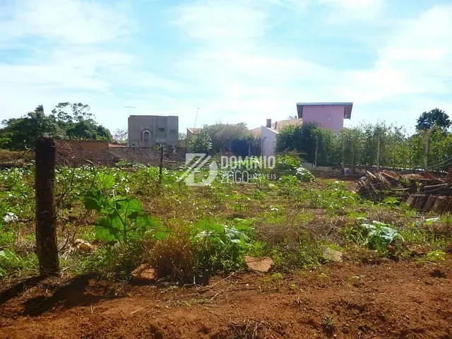 Chácara com 1054m², à venda, no bairro Recanto Das Flores em Uberaba