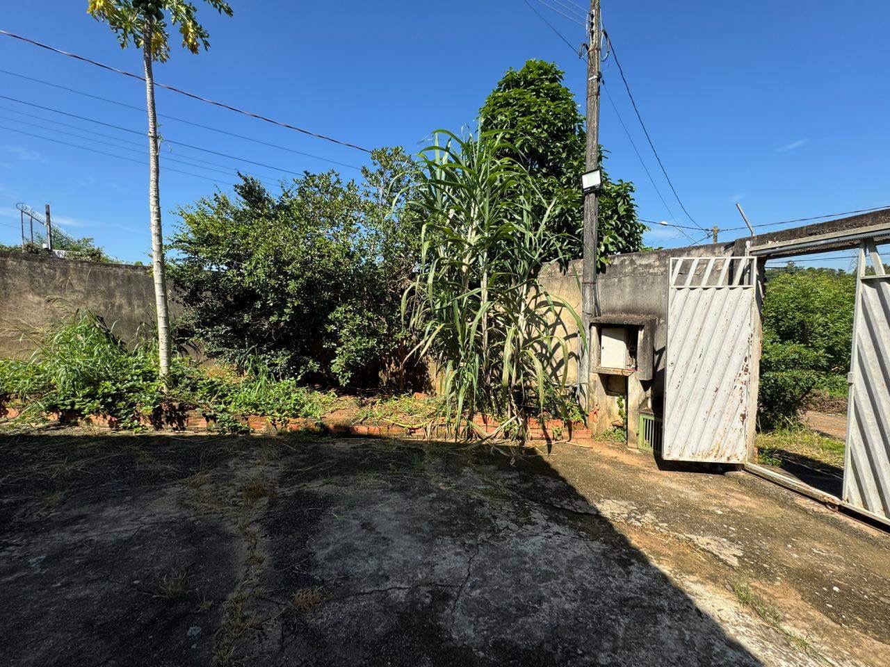 Chácara, 3 quartos, 1214 m² - Foto 2