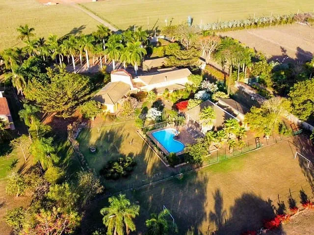 Chácara com 10000m² 8 quartos e 5 banheiros, à venda, no bairro Rural em Holambra