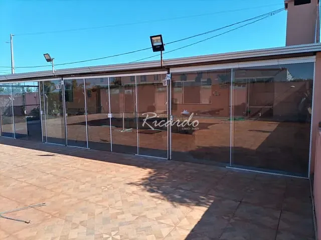 Chácara com 1500m² 1 quarto e 1 banheiro, à venda, no bairro Área Rural de Arapongas em Arapongas