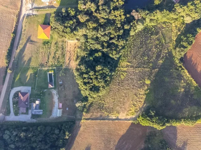 Chácara 2 quartos e 1 banheiro, à venda, no bairro Colônia Rodrigues em Campo Magro