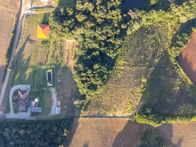 Sítio 2 quartos e 1 banheiro, à venda, no bairro Colônia Rodrigues em Campo Magro