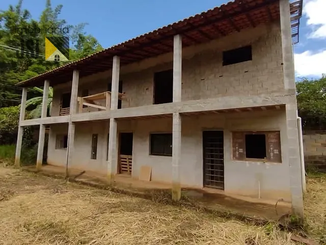 Chácara com 480m² 4 quartos e 2 banheiros, à venda, no bairro São João da Boa Vista em Caçapava