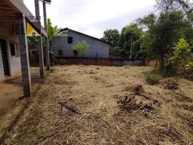 Chácara com 480m² 4 quartos e 2 banheiros, à venda, no bairro São João da Boa Vista em Caçapava