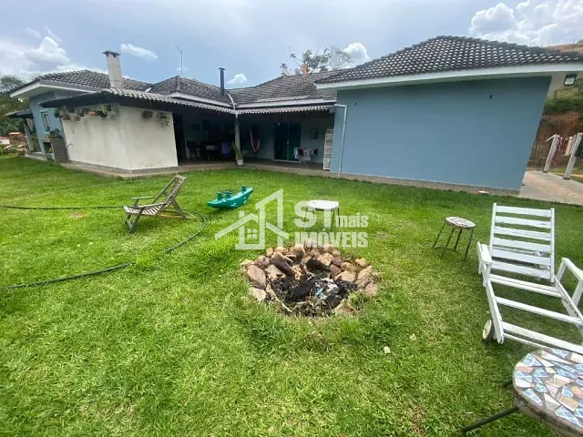 Chácara com 11500m² 4 quartos e 1 banheiro, à venda, no bairro Subúrbio em Andradas