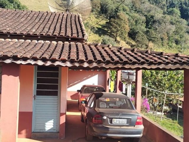 Chácara com 19200m² 5 quartos e 2 banheiros, à venda, no bairro Criciúma em Cambuí