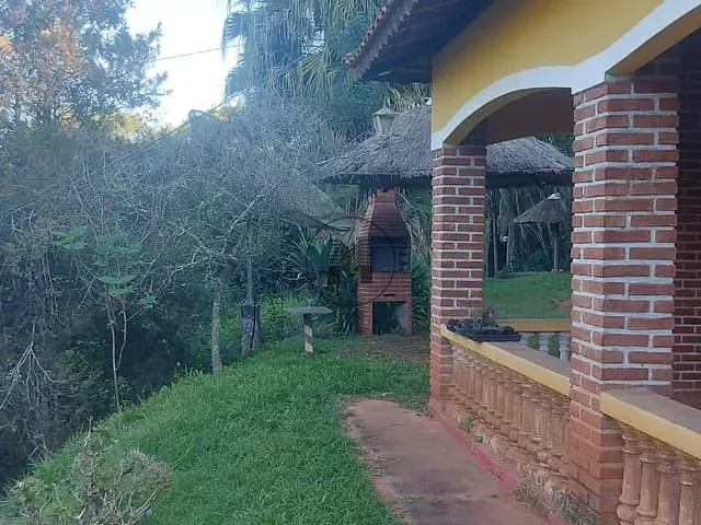 Chácara com 18000m² 2 quartos e 1 banheiro, à venda, no bairro Jacuí em Cunha
