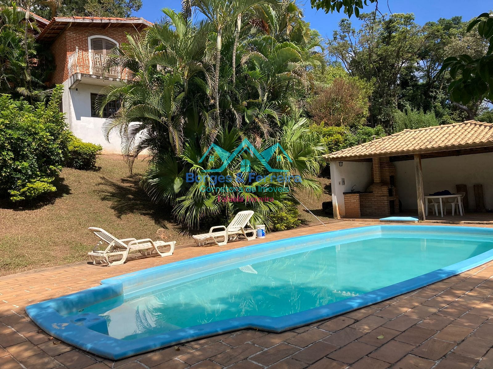 Chácara, 4 quartos, 6500 m² - Foto 1