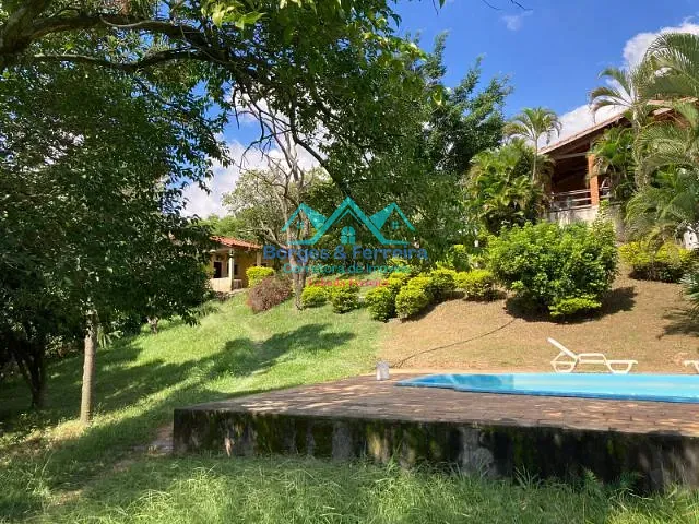 Chácara com 6500m² 4 quartos e 4 banheiros, à venda, no bairro Figueiras em Alumínio