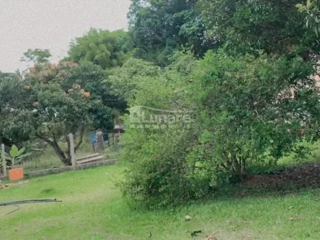 Chácara com 5000m² 3 quartos e 2 banheiros, à venda, no bairro Parque Agrinco em Guararema
