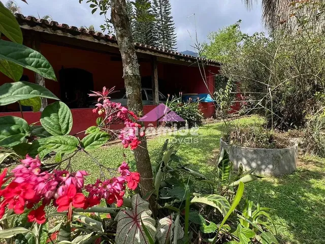 Chácara com 2800m² 2 quartos e 2 banheiros, à venda, no bairro Enseada em São Sebastião