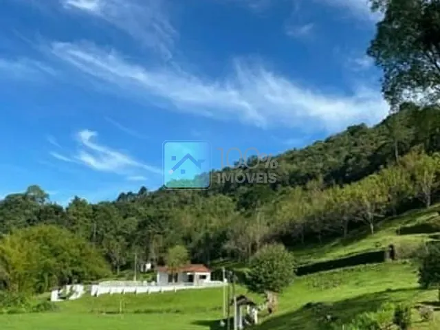 Chácara com 130000m² 11 quartos e 9 banheiros, à venda, no bairro Parque California em Jacareí