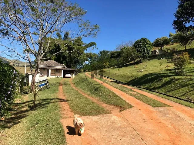 Chácara 2 quartos e 2 banheiros, à venda, no bairro Bairro das Pitas em Cachoeira Paulista