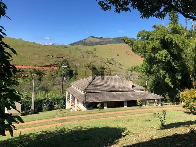 Chácara 2 quartos e 2 banheiros, à venda, no bairro Bairro das Pitas em Cachoeira Paulista