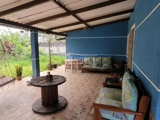 Chácara com 1000m² 2 quartos e 1 banheiro, à venda, no bairro Varinhas em Mogi das Cruzes