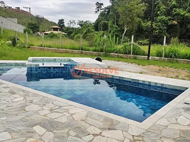 Chácara com 33000m² 3 quartos e 4 banheiros, à venda, no bairro CAPOEIRINHA em Guararema